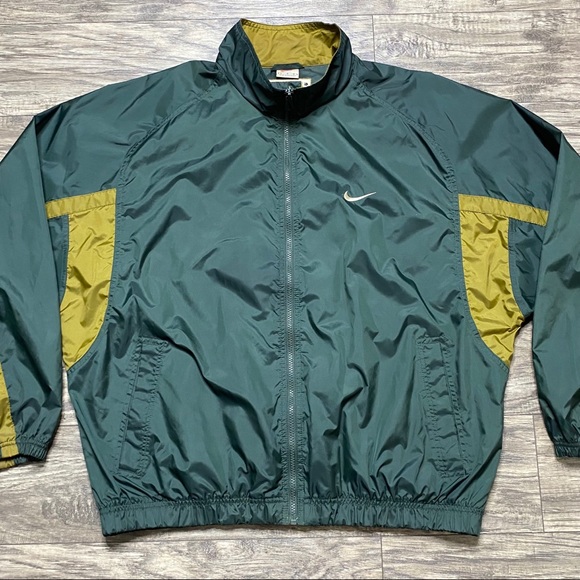 nike zip windbreaker